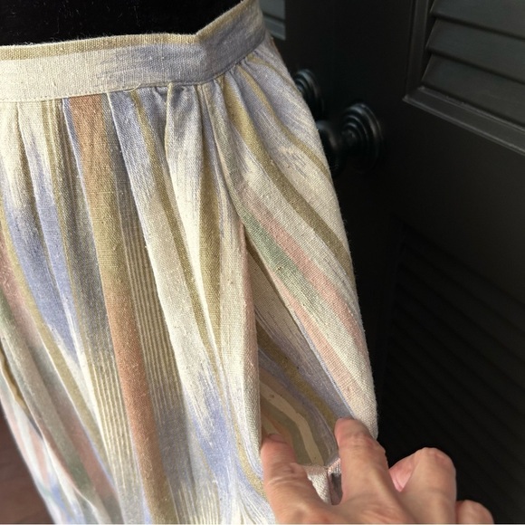 Vintage Ikat Midi Button Down Skirt, 100% Cotton, Textured, Pockets, Size Small - Picture 7 of 12